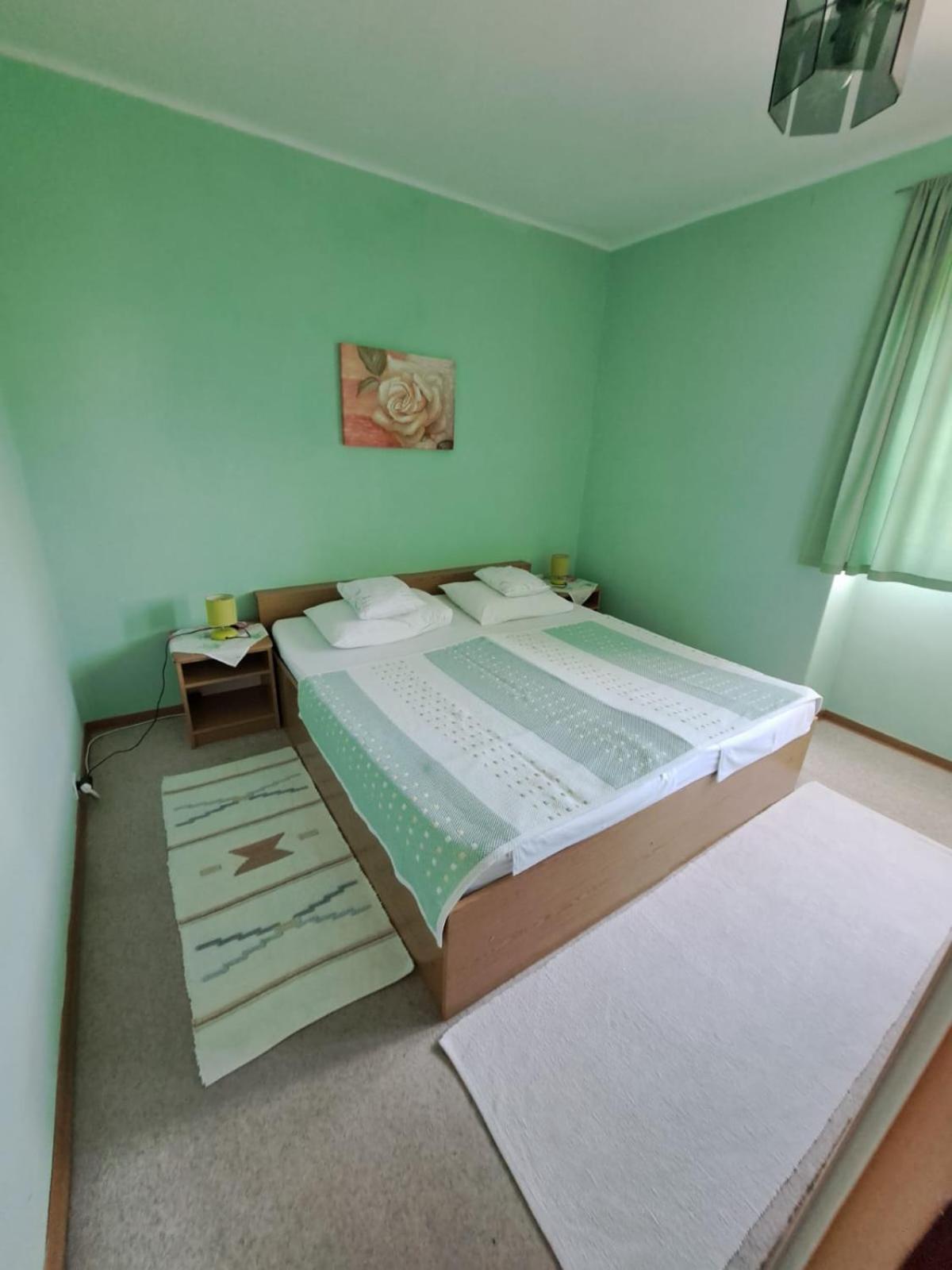 Apartmani Dusica Lumbarda Exterior foto